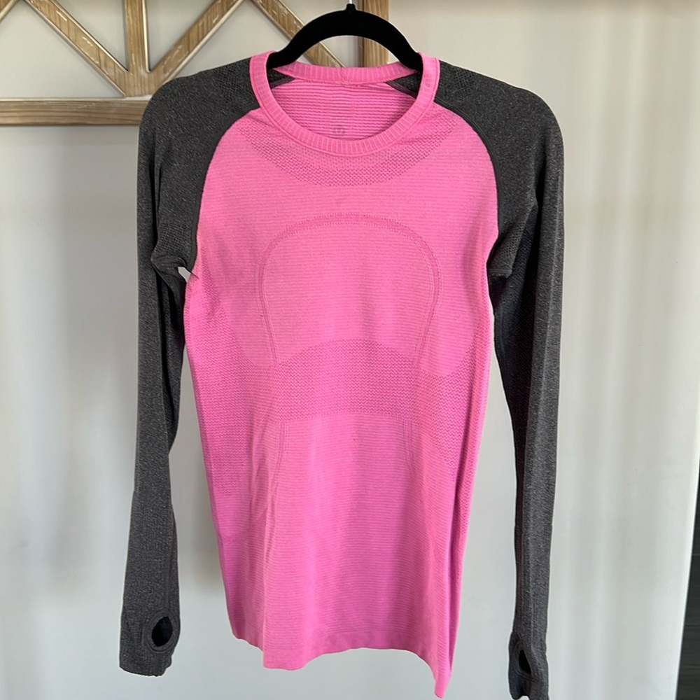 Hot pink and grey lululemon long sleeve Swiftly shirt